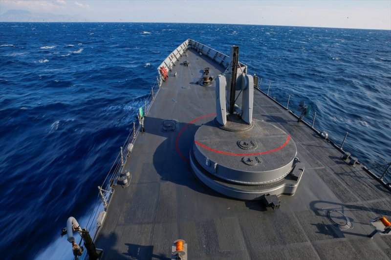 Cumhuriyet tarihinin en büyük deniz tatbikatı devam ediyor