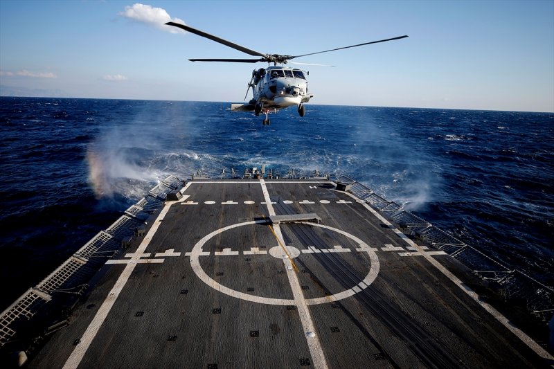 Cumhuriyet tarihinin en büyük deniz tatbikatı devam ediyor