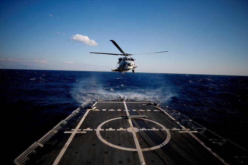 Cumhuriyet tarihinin en büyük deniz tatbikatı devam ediyor