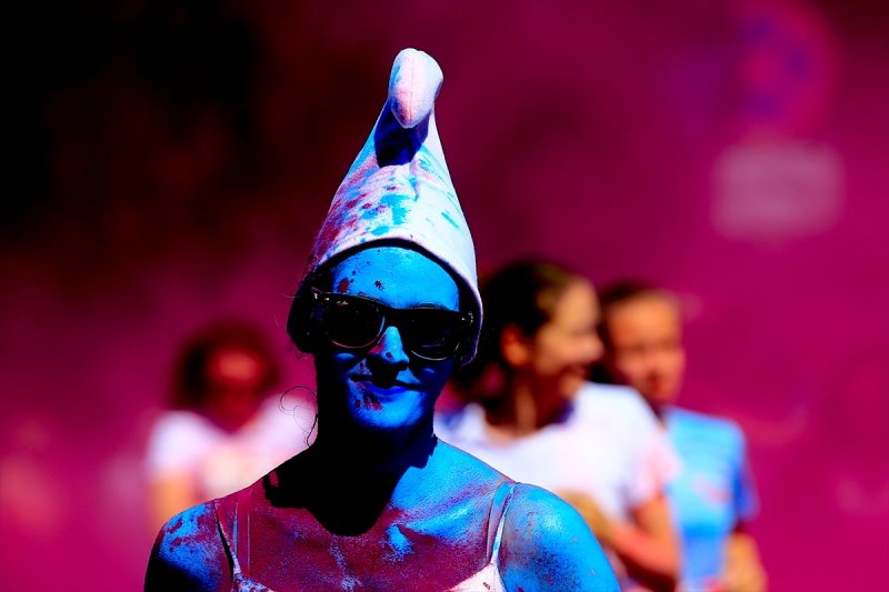 Rusya'da 'Color Run' festivali ilgi gördü