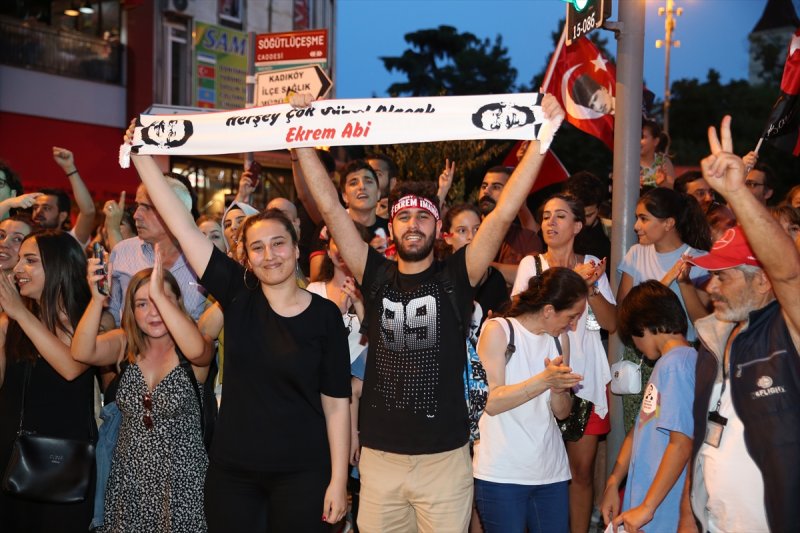 İstanbul'da Ekrem İmamoğlu kutlaması