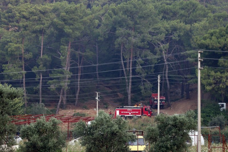 Muğla'da orman yangını 18 saat sonra söndürüldü