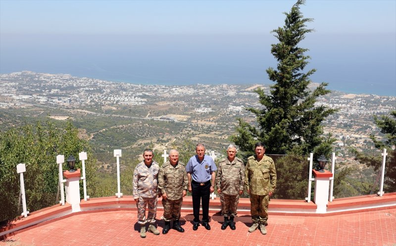 Hulusi Akar KKTC'de: Komşularımız aklını başına alsın