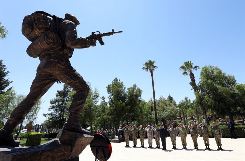 Hulusi Akar KKTC'de: Komşularımız aklını başına alsın