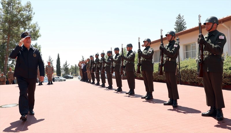 Hulusi Akar KKTC'de: Komşularımız aklını başına alsın