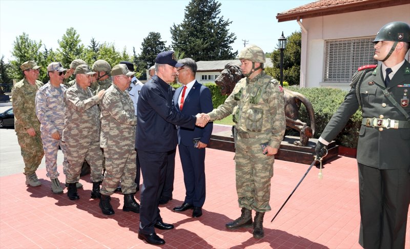 Hulusi Akar KKTC'de: Komşularımız aklını başına alsın