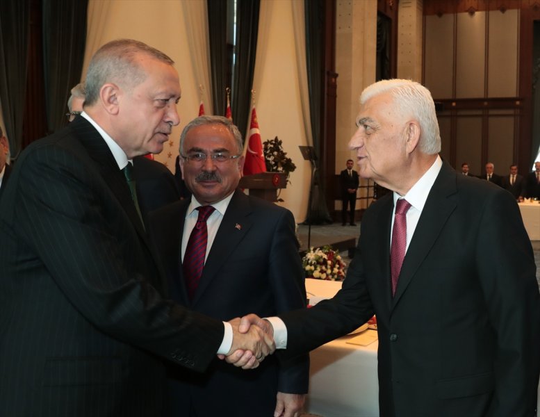 Cumhurbaşkanı Erdoğan 29 belediye başkanıyla Beştepe'de buluştu