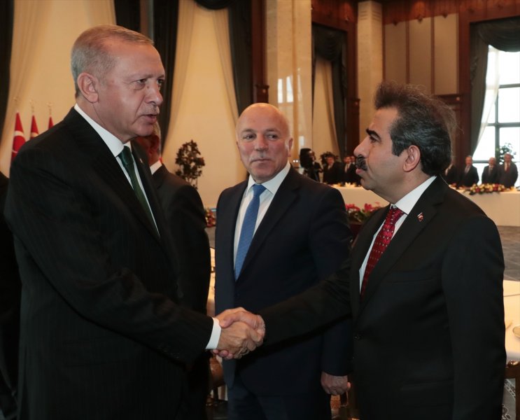 Cumhurbaşkanı Erdoğan 29 belediye başkanıyla Beştepe'de buluştu