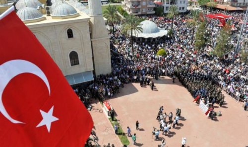 Jandarma Üsteğmen Ahmet Ozan Şarlak son yolculuğuna uğurlandı