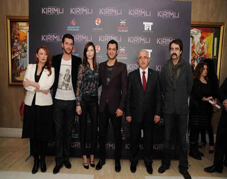 Murat Yıldırım'dan Kırımlı öpücüğü