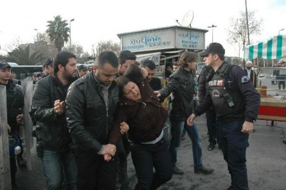 DHKP-C gözaltılarını protesto etmek isteyenlere müdahale