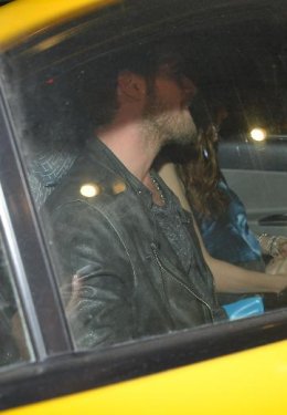 Kıvanç Tatlıtuğ Ahmet Kaya şarkıları söyledi