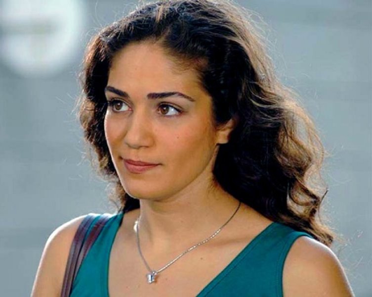 Geçmişten bugüne Özge Borak