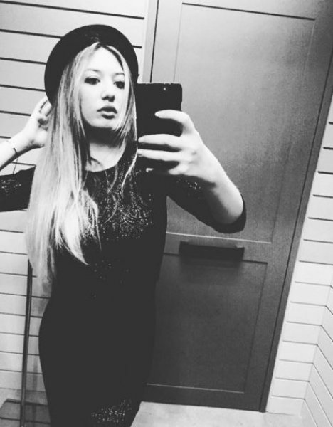 Yasmin Erbil'in Instagram fotoğrafları 