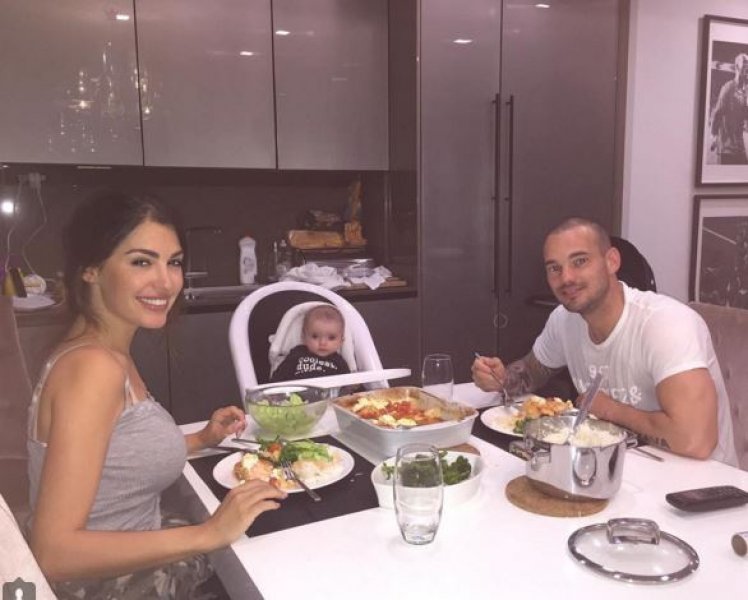 Yolanthe oğluyla bir örnek