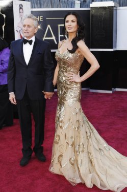 85. Oscar Töreni - Kırmızı Halı 