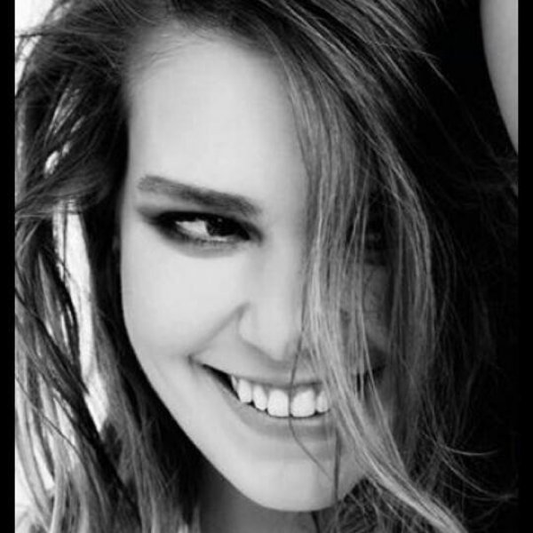 Aslı Enver'den sevgilisine tam destek 