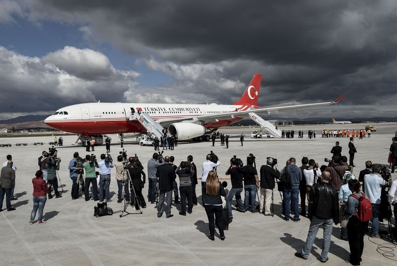 Serbest kalan Türkler aileleriyle buluştu