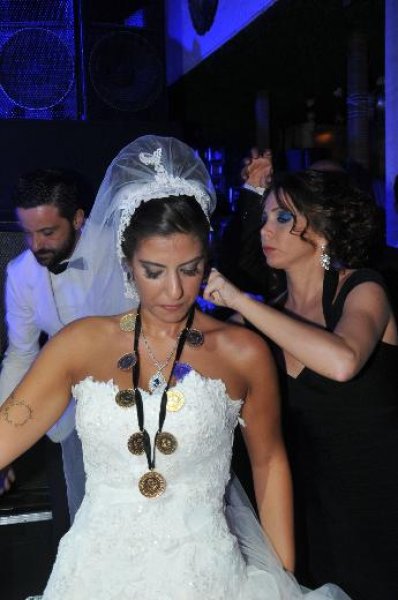 Kutsi rol arkadaşı Taylan Güner'in düğününe katılmadı 