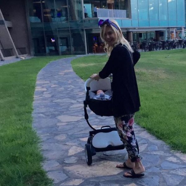 Ünlü sunucu Ece Erken boşanıyor