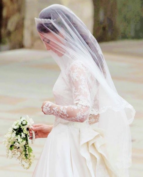 Prenses Kate Middleton’ın sanat şıklığı