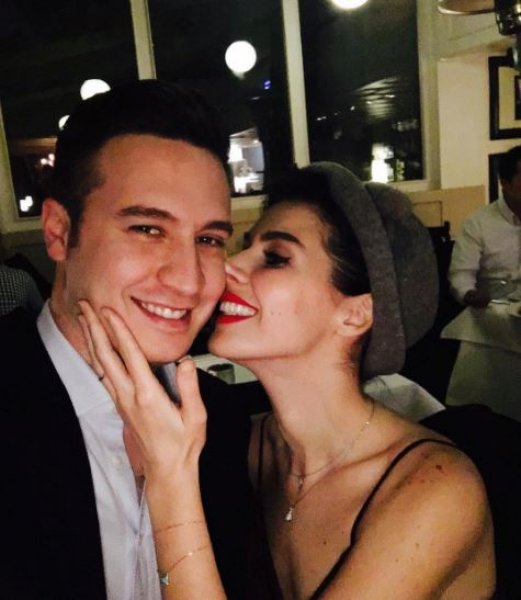 Hatice Şendil'den hamilelik pozu 