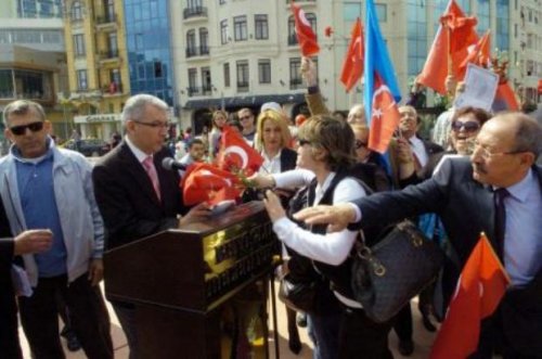 Taksim'deki kutlamalarda gerginlik 