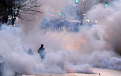 BDP'liler Taksim'i savaş alanına çevirdi