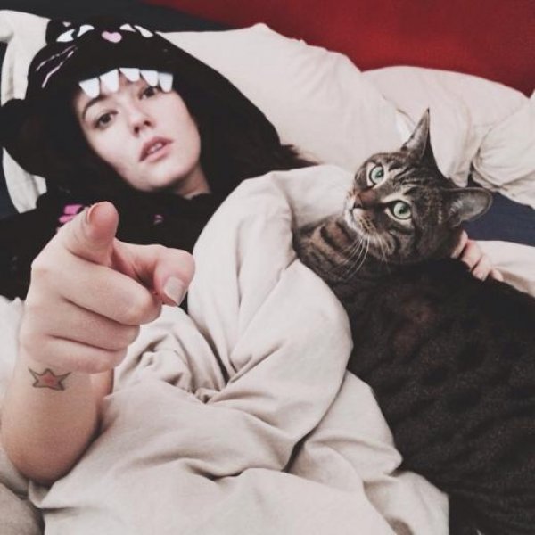 Ünlülerin objektifinden Instagram halleri 