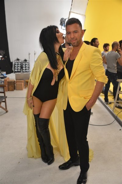 Hande Yener: Erotik değil estetiğim