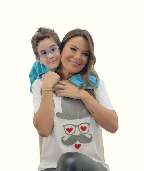 Ünlüler down sendromlu çocuklar için objetif karşısına geçti