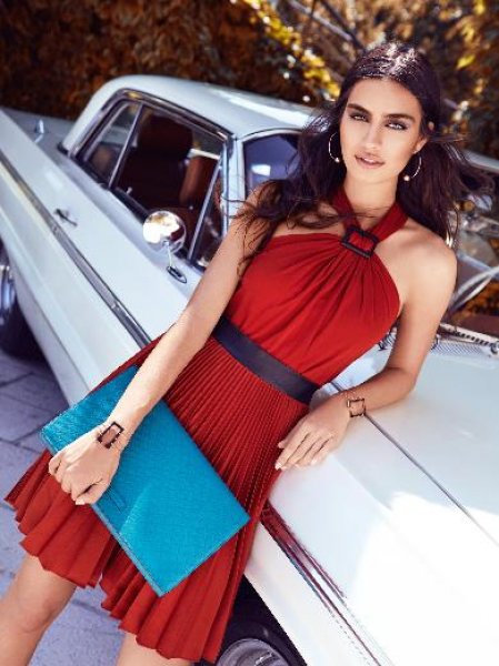 Amine Gülşe: Öpüşme sahnesinde çok gerildim