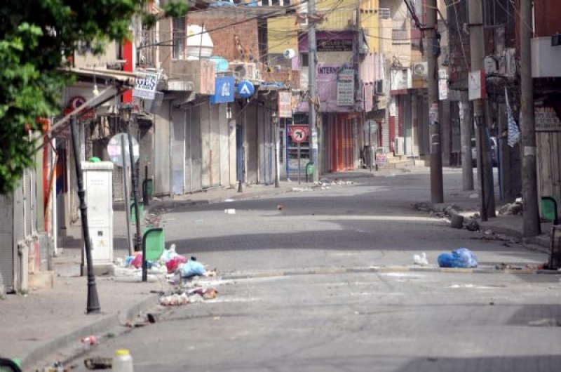 HDP'liler Cizre'ye akın etti