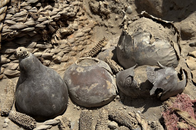 Peru'nun ortasında piramit çıktı