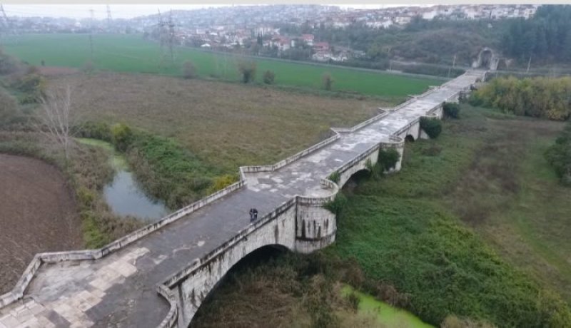 Tarihe tanıklık eden köprüler
