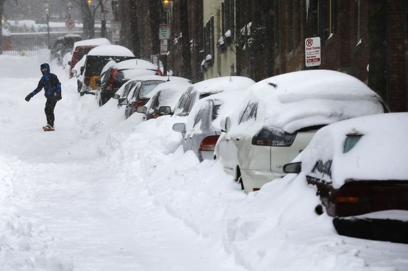 Amerika'da kar fırtınası Boston'u vurdu