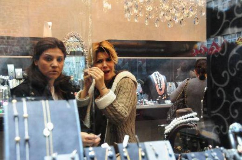 Gülben Ergen minibüse bindi