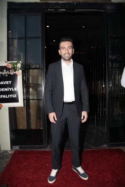 Derya Karadaş ve Haki Biçici'nin düğününe ünlü akını