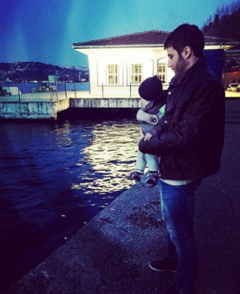 Güzel oyuncu İpek Usta doğum için gün sayıyor