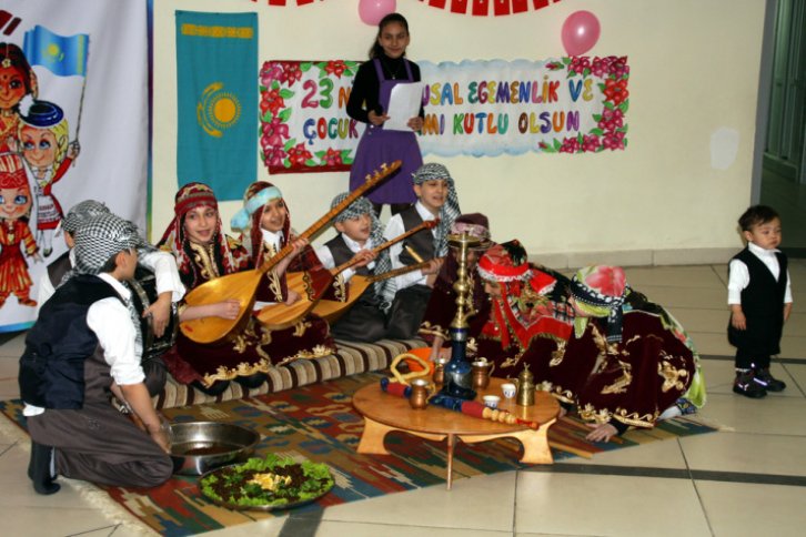 23 Nisan Coşkuyla Kutlanıyor