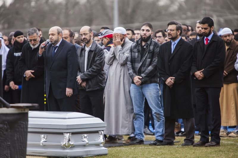 ABD'de öldürülen 3 Müslüman genç toprağa verildi