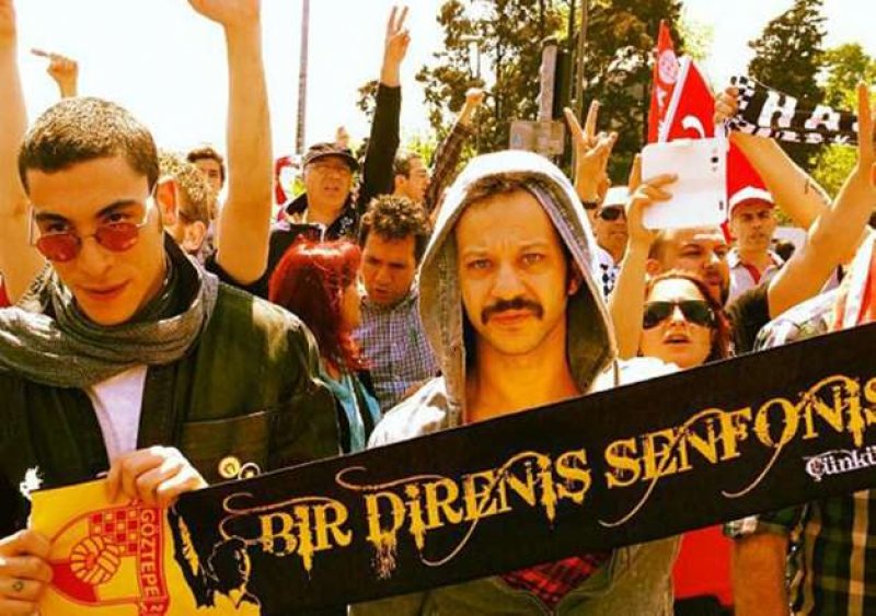 Bakın ünlüler hangi  takımı tutuyor 