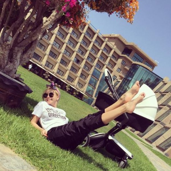 Ünlü sunucu Ece Erken boşanıyor