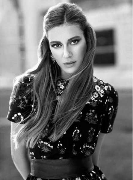 Sinem Kobal: Kusurlu kızları seviyorum