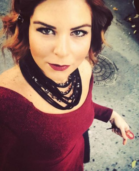 Pelin Öztekin ekranlara geri dönüyor