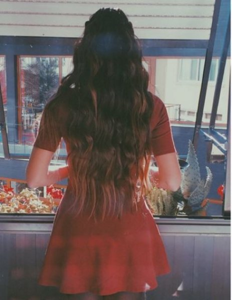 Hande Erçel'in Tayland tatili