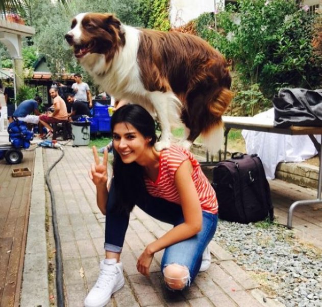 Hatice Şendil'den hamilelik pozu 