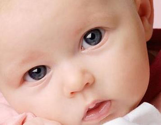 Mavi Gözlü En Güzel Bebek Profil Resmi