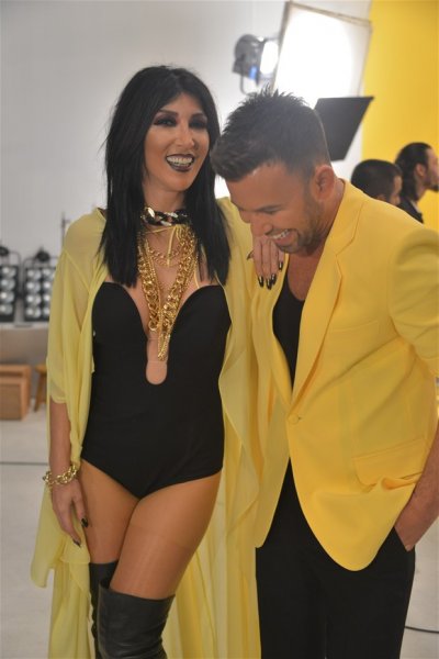 Hande Yener: Erotik değil estetiğim