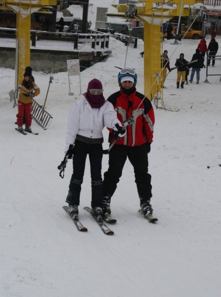 Uludağ'da pistler acemi kayakçılarla doldu